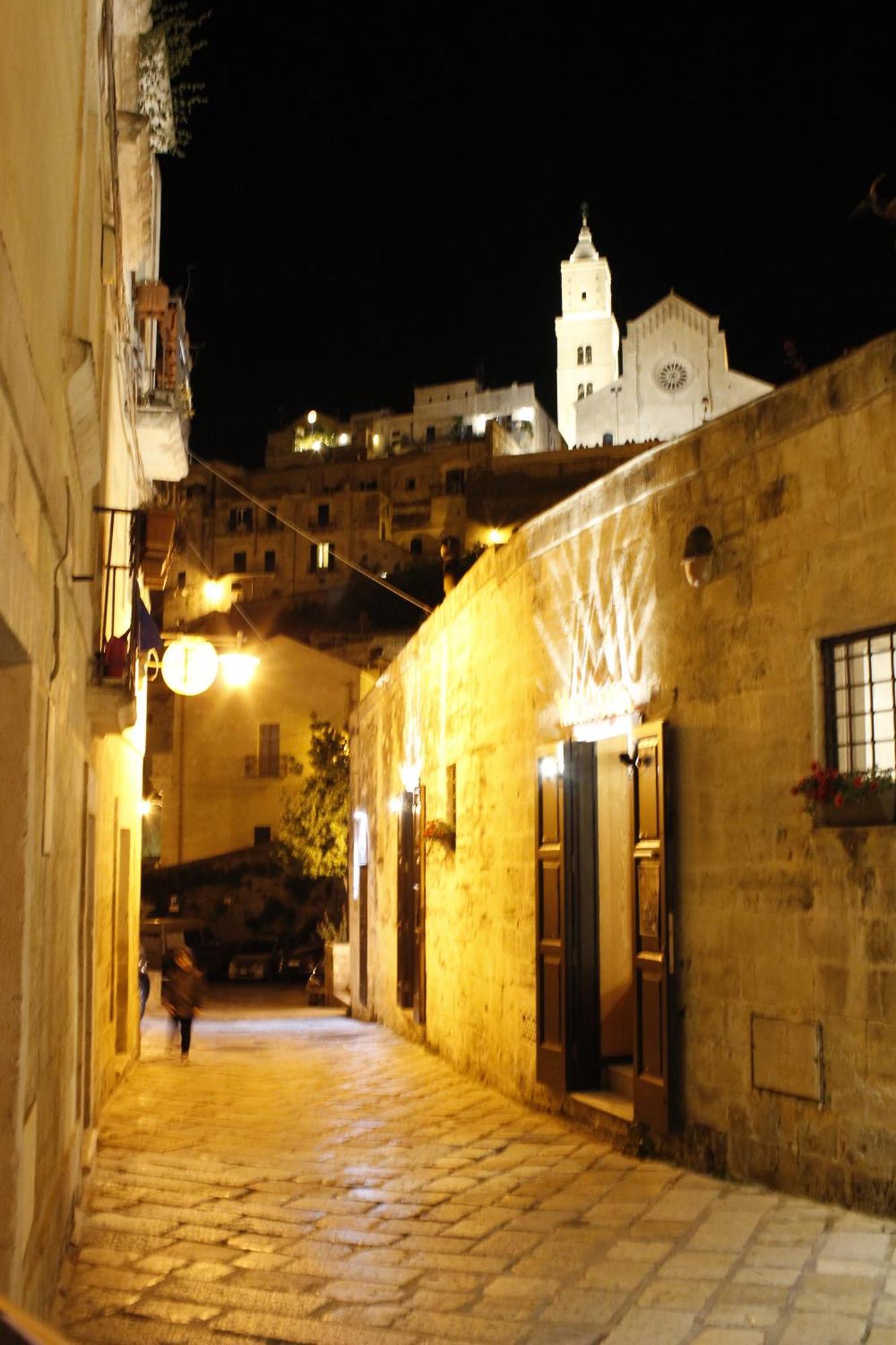 Casa Linda Bed & Breakfast Matera Bagian luar foto