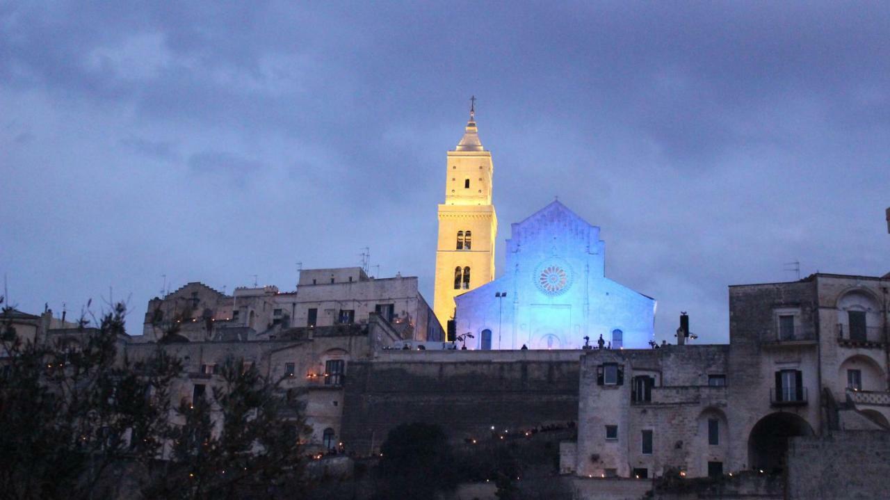 Casa Linda Bed & Breakfast Matera Bagian luar foto