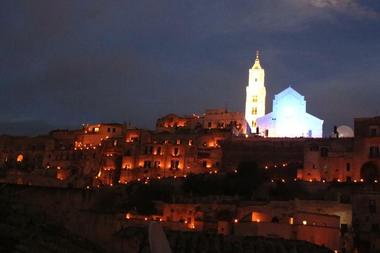 Casa Linda Bed & Breakfast Matera Bagian luar foto